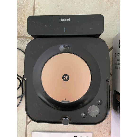 iRobot Braava Jet M6 (6112) Wi-Fi Connected Robot Mop Black - Picture 4 of 7